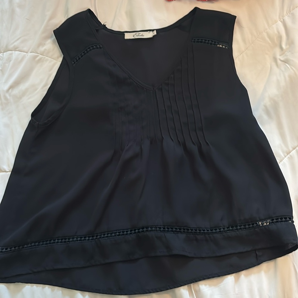 Cute black crop top